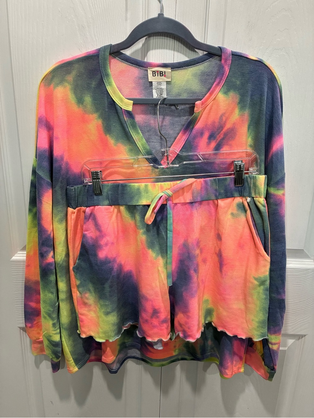 BiBi Neon Tie-Dye V-Neck Long Sleeve Short Set - Picture 4 of 7